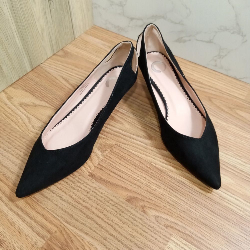 Journee Collection Womens Sz 7.5 Goldie Kitten Heel 1.5 Inch Black Faux Suede